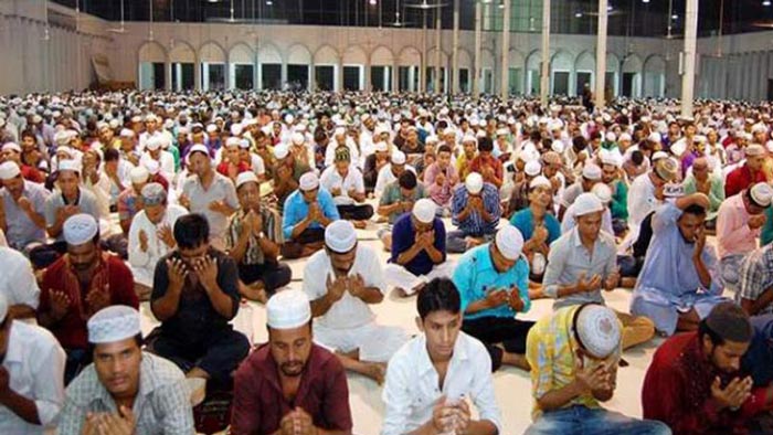 বিমান বিধ্বস্তের ঘটনায় দেশের সকল মসজিদে বিশেষ দোয়া ও মোনাজাত